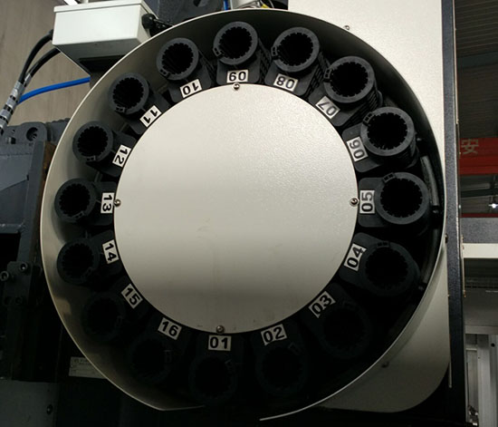 數控加工中心16把盤式（shì）刀庫