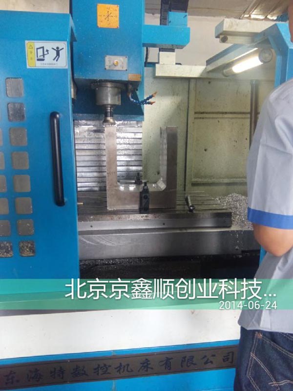 線規加工中心（xīn）操作過程